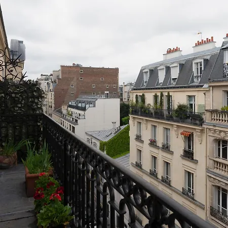 Апартаменты Paris Les Sablons Elegant